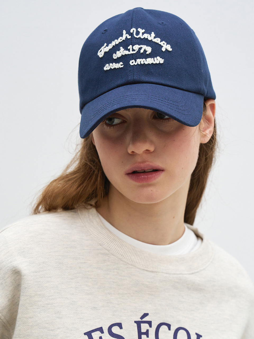 [24SS] FRENCH EMBROIDERY LOGO BALL CAP - NAVY